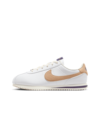 シューズ・サンダルその他 Nike cortez junior shoes DM0950-110 Nike Cortez Big Kids' Shoes. Nike.com